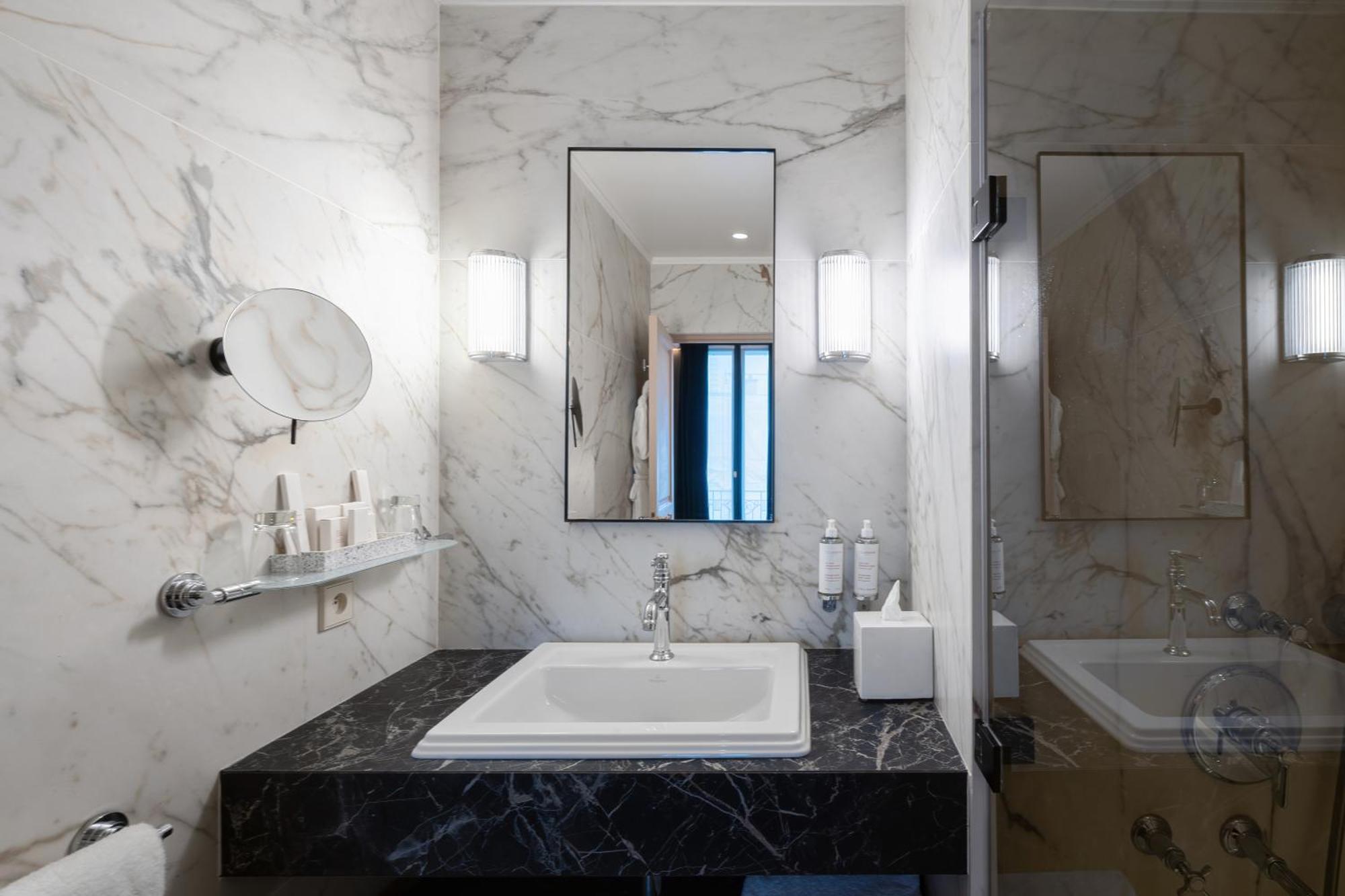 Le Stendhal - Vendome Paris